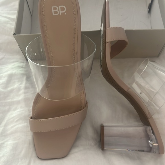 NEW IN BOX BP clear heal and clear strap shoes in Blush - Picture 4 of 6